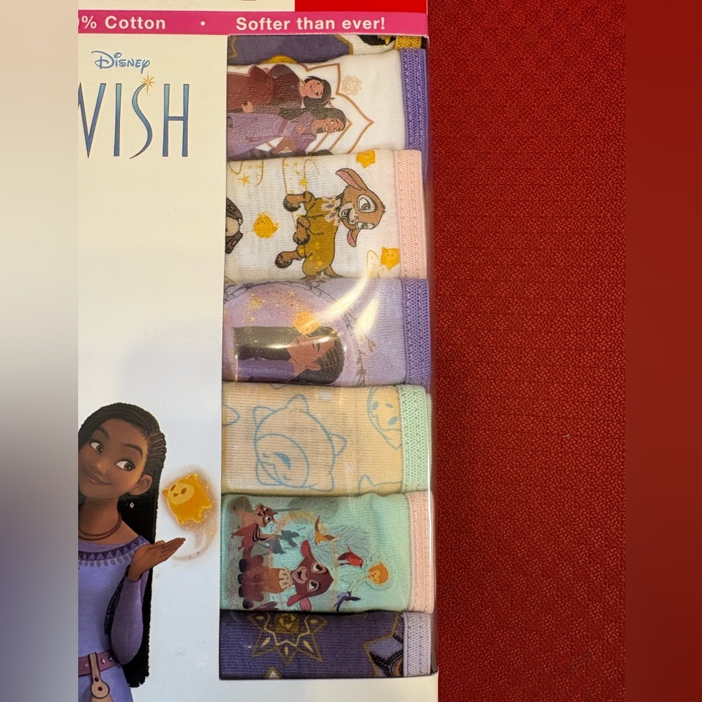 NWT Disney Wish pack of 7 cotton briefs - Picture 2 of 3